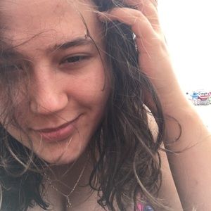 Meet your Posher, Marina